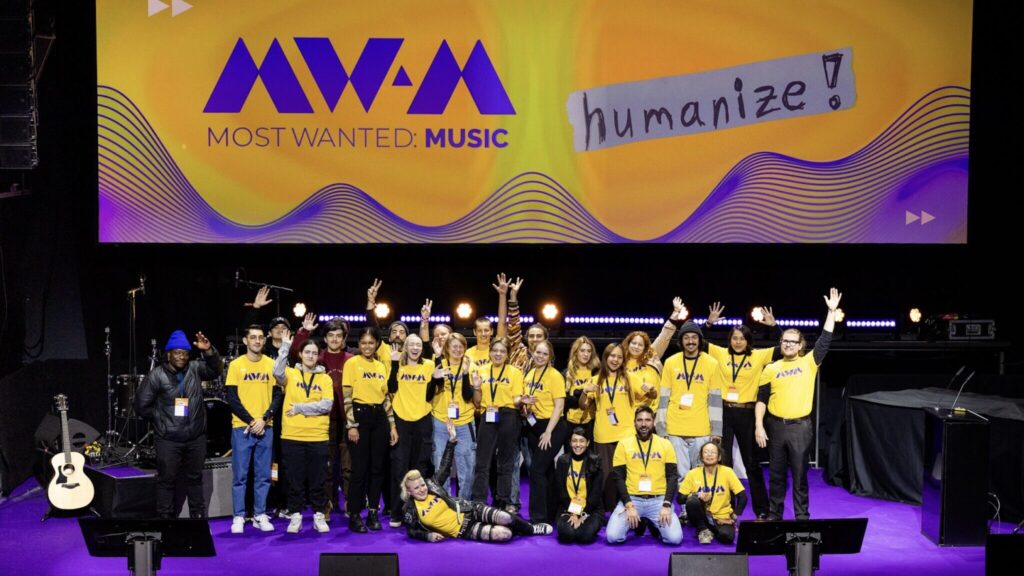 Volunteers for MWM:25