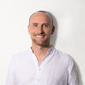 Florian-Von-Hoyer-©-Camille-Blake-1_reviewed-1