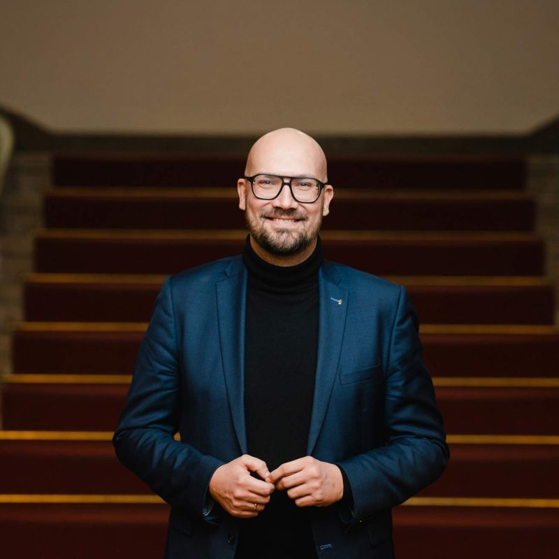 OWyYlkdimlz5SmS8R8wJSvBmIlpp4f0YBU4Z2oeTV8w