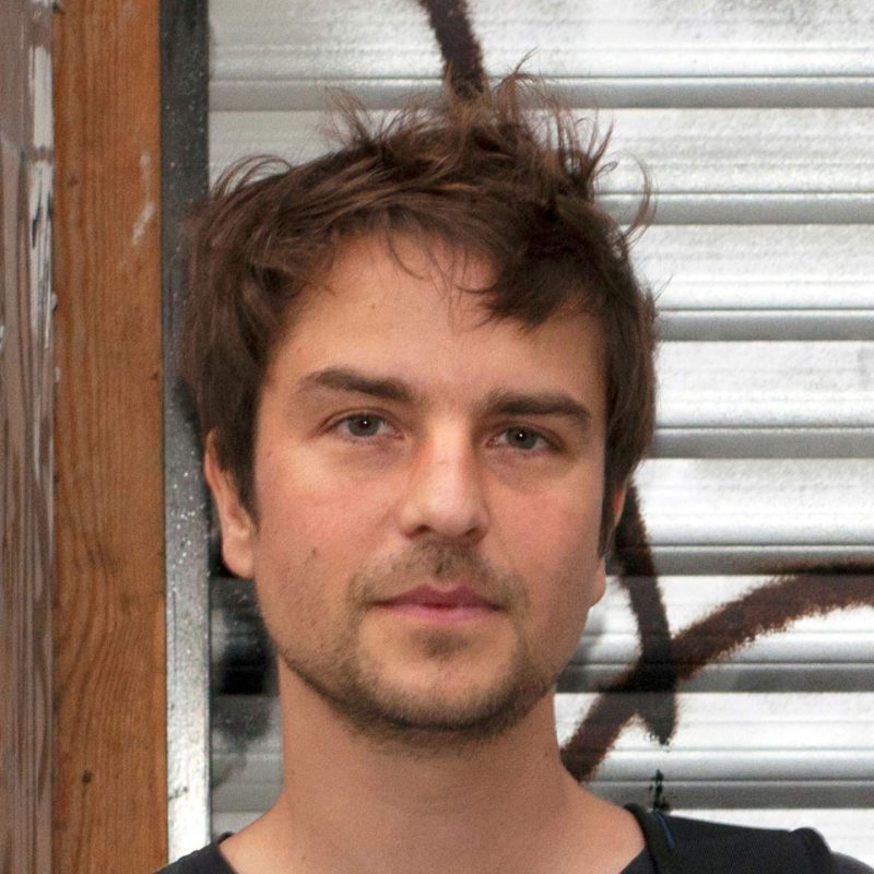 TjOznmS9uUmqEU84DnWKA99XNaR3ATlyJ35Qxb8mfMo