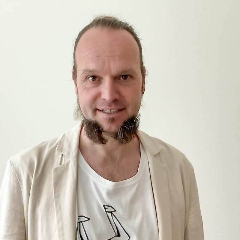 vu9Ah-_jNPOaJlIVyDET-h8p9Iv_nRRTPn-v6ApJXAg